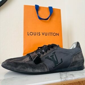 Louis Vuitton‎ Rare Stardust Trainer Sneakers Black Suede and Mesh 9.5